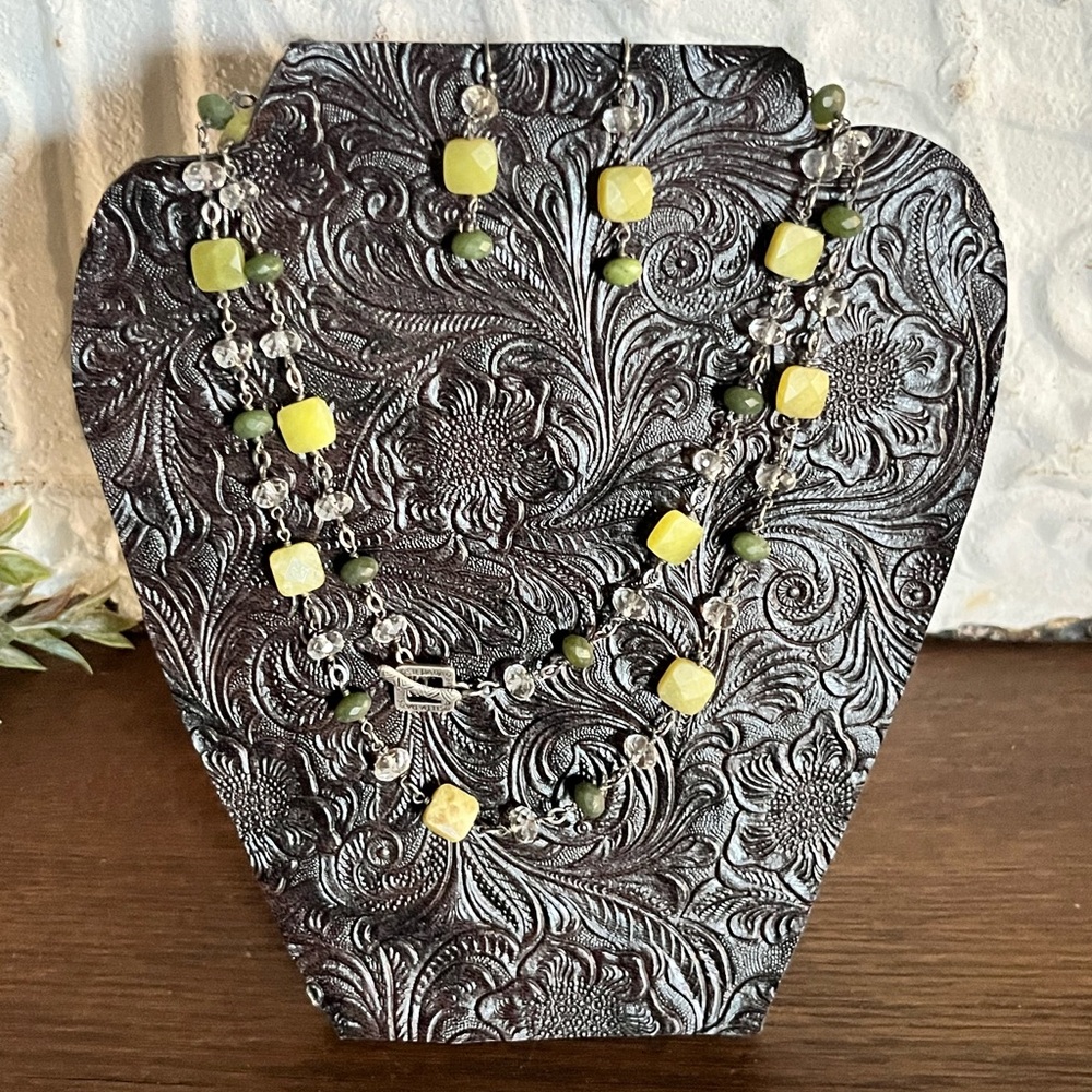 Silpada Olive & Candian Jade Crystal Necklace with Earrings